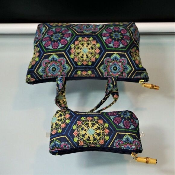 2 Cosmetic Makeup Bags Floral Quilted Medium And Small Faux Bamboo Zipper Pulls - Picture 2 of 5
